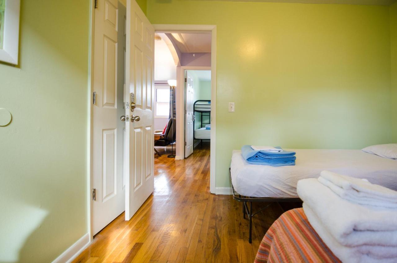 Music City Hostel Нэшвилл Экстерьер фото
